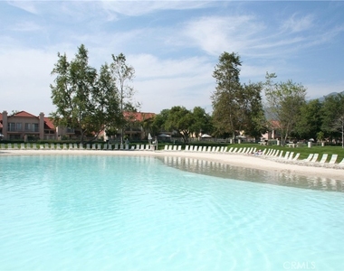 5 Castano - Photo Thumbnail 9