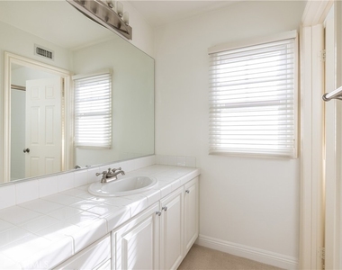 2500 Bungalow Place - Photo Thumbnail 22