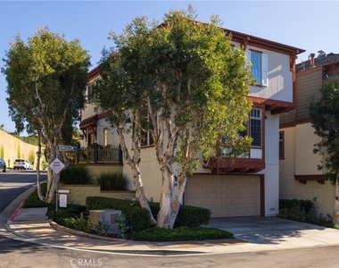 2500 Bungalow Place - Photo Thumbnail 25