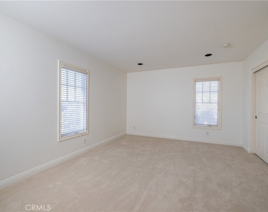 2500 Bungalow Place - Photo Thumbnail 21