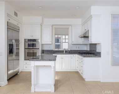 2500 Bungalow Place - Photo Thumbnail 13