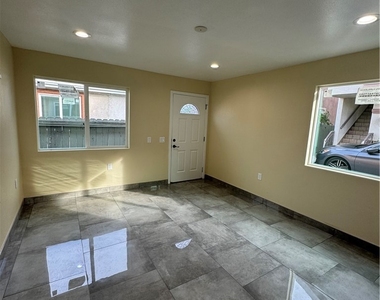 3538 1/4 W 108th Street - Photo Thumbnail 3