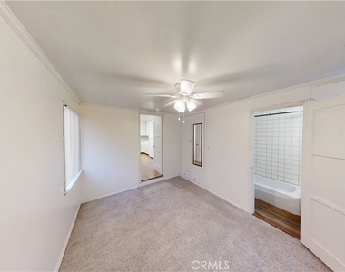 642 W Avenue L - Photo Thumbnail 7