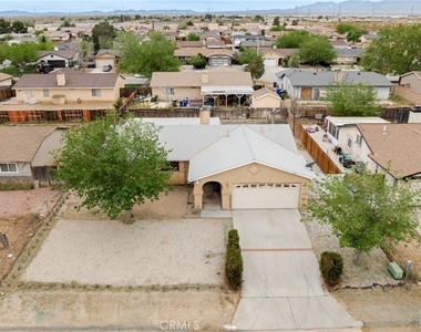 10415 Buckboard Circle - Photo Thumbnail 18