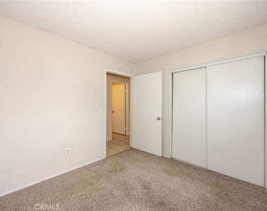 10415 Buckboard Circle - Photo Thumbnail 13