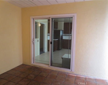 2312 Connor Avenue - Photo Thumbnail 4