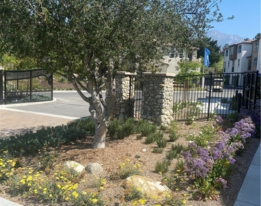 8491 Gabrielino Court - Photo Thumbnail 2