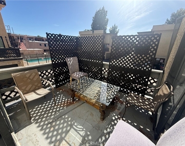 9131 Burnet Avenue - Photo Thumbnail 36