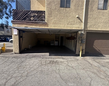 9131 Burnet Avenue - Photo Thumbnail 49