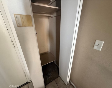 9131 Burnet Avenue - Photo Thumbnail 47
