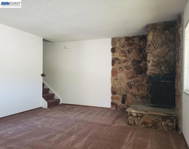 342 Washington Blvd - Photo Thumbnail 1