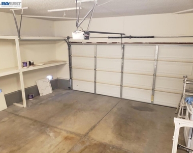 342 Washington Blvd - Photo Thumbnail 4