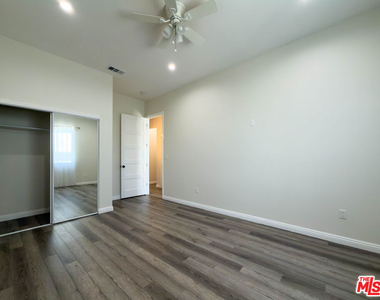 15447 Septo Street - Photo Thumbnail 8