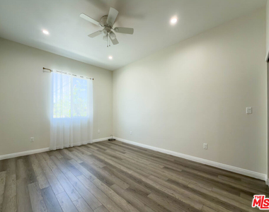 15447 Septo Street - Photo Thumbnail 7