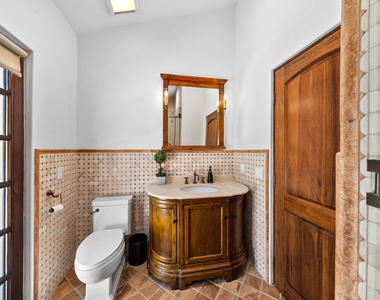 11937 W Sunset Boulevard - Photo Thumbnail 20