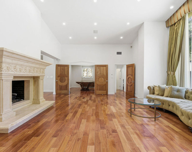 999 Casiano Road - Photo Thumbnail 6