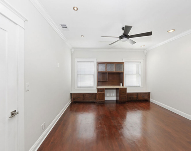 1150 S Tremaine Avenue - Photo Thumbnail 10