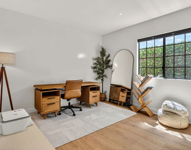 4475 Stern Avenue - Photo Thumbnail 25