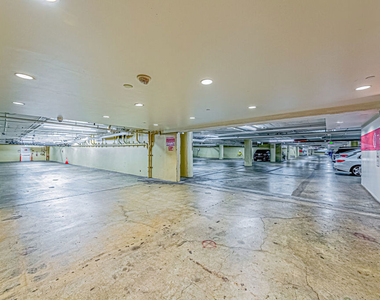 3223 W 6th Street - Photo Thumbnail 17