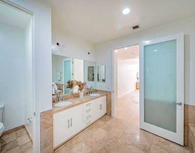 3223 W 6th Street - Photo Thumbnail 7