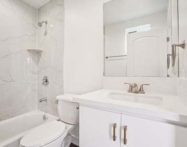 312 N Coronado Street - Photo Thumbnail 12