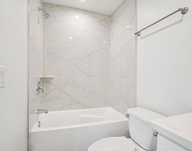 312 N Coronado Street - Photo Thumbnail 1