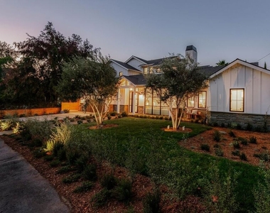12739 Halkirk Street - Photo Thumbnail 10