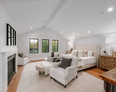 12739 Halkirk Street - Photo Thumbnail 31