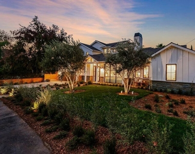 12739 Halkirk Street - Photo Thumbnail 44