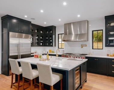 12739 Halkirk Street - Photo Thumbnail 25