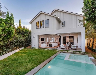 12739 Halkirk Street - Photo Thumbnail 42
