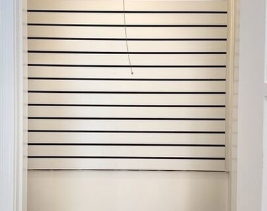 408 1/2 S Spalding Drive - Photo Thumbnail 40
