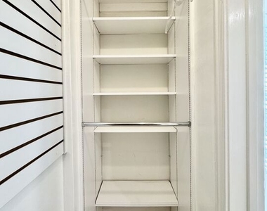 408 1/2 S Spalding Drive - Photo Thumbnail 42