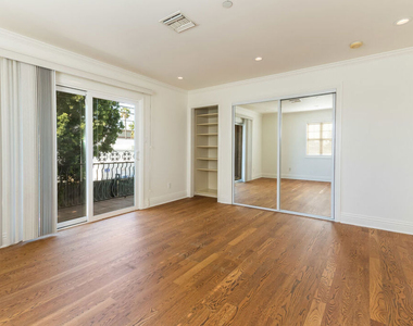 10767 Oregon Avenue - Photo Thumbnail 13