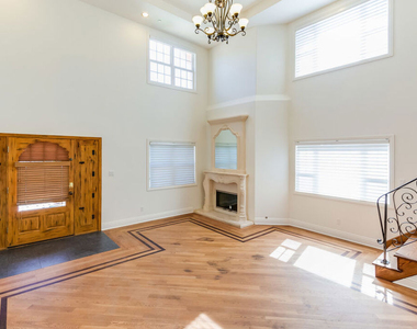 10767 Oregon Avenue - Photo Thumbnail 3