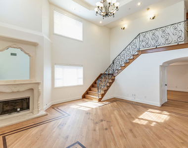 10767 Oregon Avenue - Photo Thumbnail 4