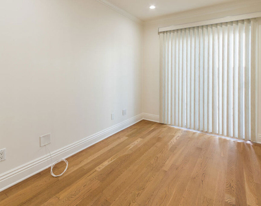 10767 Oregon Avenue - Photo Thumbnail 8