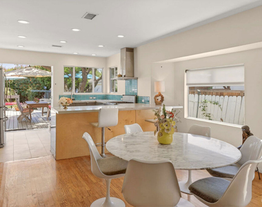 2746 Stoner Avenue - Photo Thumbnail 6