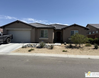 66355 Lantana Lane - Photo Thumbnail 2