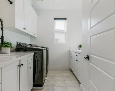 11811 N Greenwood Drive - Photo Thumbnail 15