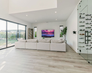 11811 N Greenwood Drive - Photo Thumbnail 7