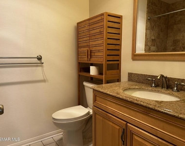 2884 Instone Court - Photo Thumbnail 9