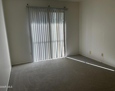 2884 Instone Court - Photo Thumbnail 6