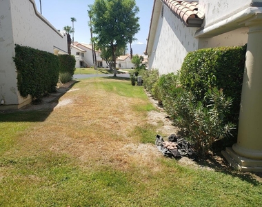 136 Desert Falls Drive E - Photo Thumbnail 34