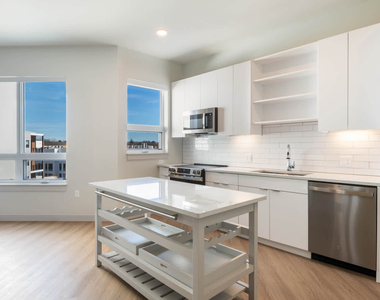 200 Quannapowitt Parkway - Photo Thumbnail 82