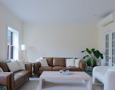 152 9th Avenue - Photo Thumbnail 2