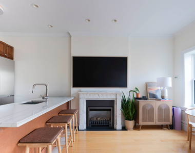 152 9th Avenue - Photo Thumbnail 6