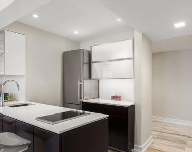160  Central Park S - Photo Thumbnail 2