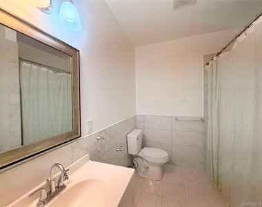 28 North Street - Photo Thumbnail 4