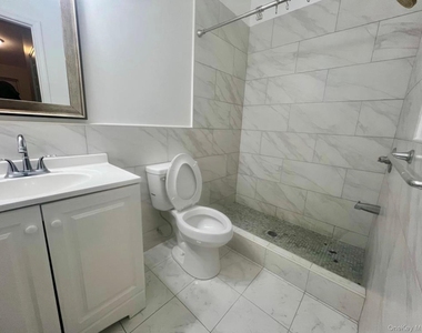 28 North Street - Photo Thumbnail 2